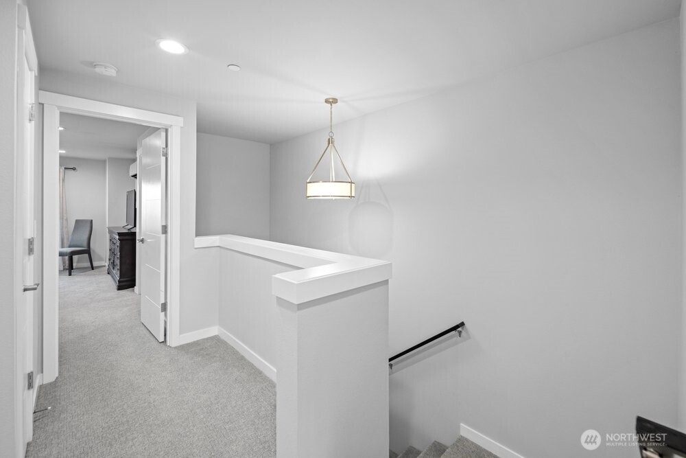 7628 222nd Street A4 Property Photo 16