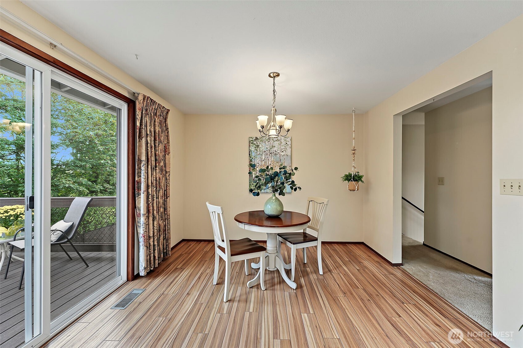2283 Aspen Street Property Photo 7