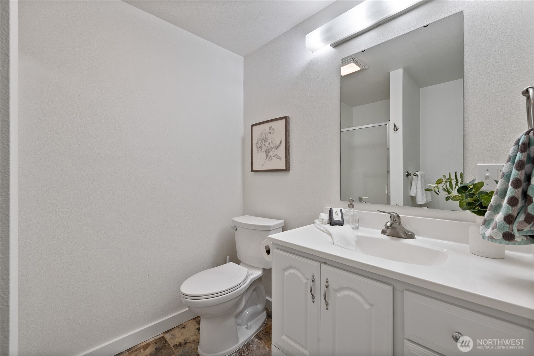 8152 Se Haida Dr Property Photo 32