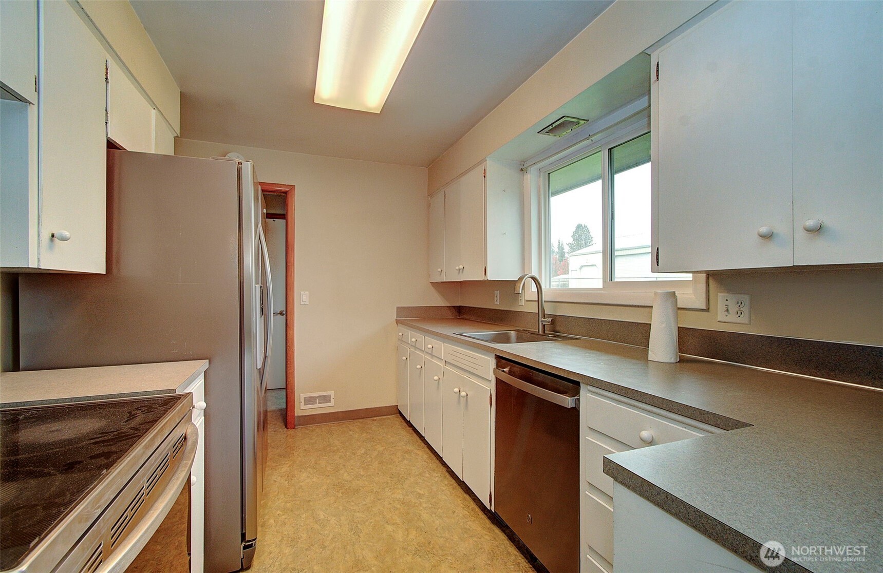 10106 Ne 23rd Avenue Property Photo 9