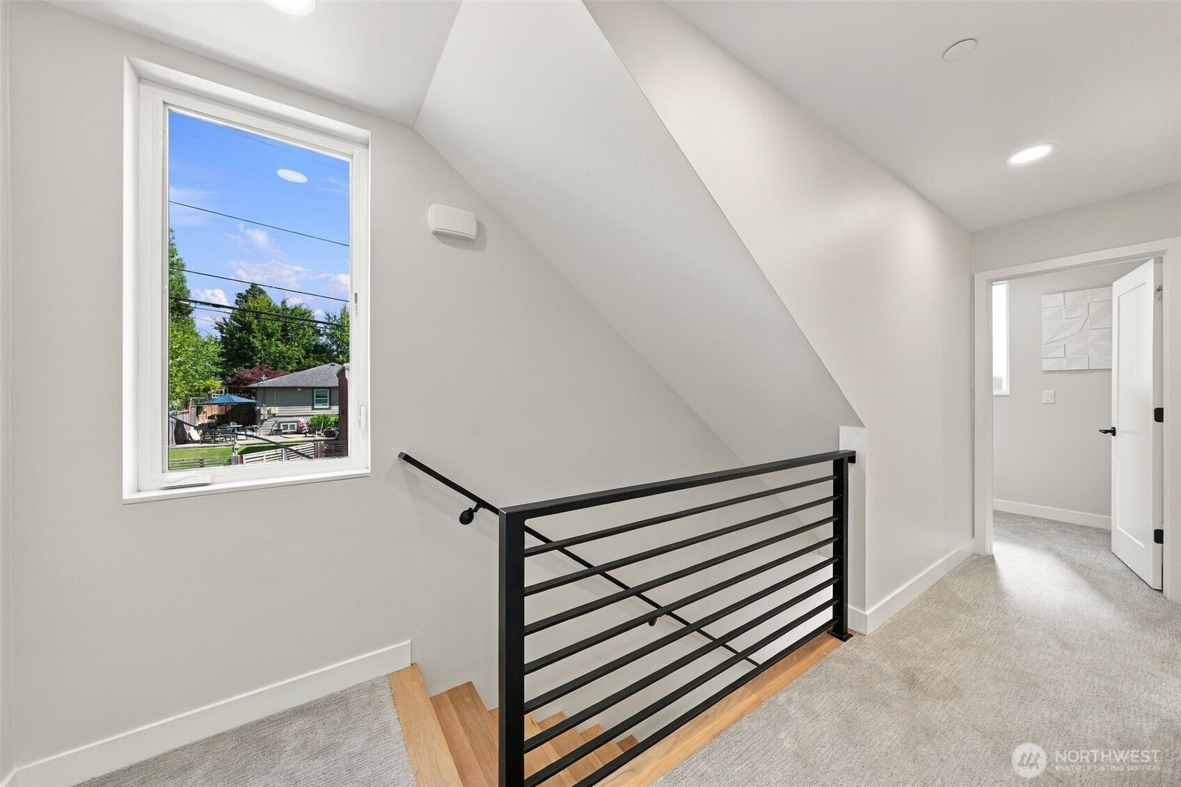 6016 California Avenue D Property Photo 13