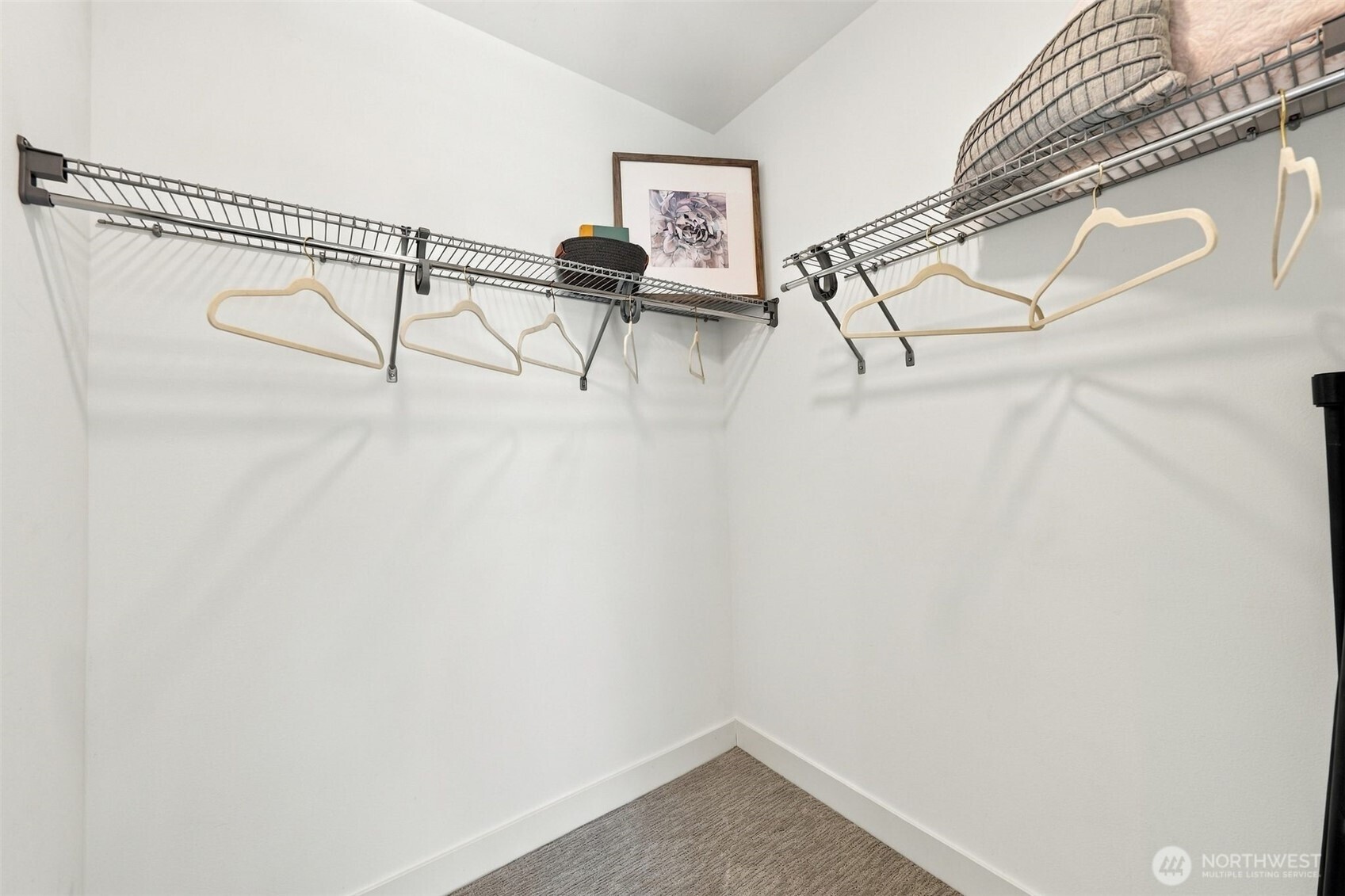 6016 California Avenue D Property Photo 27