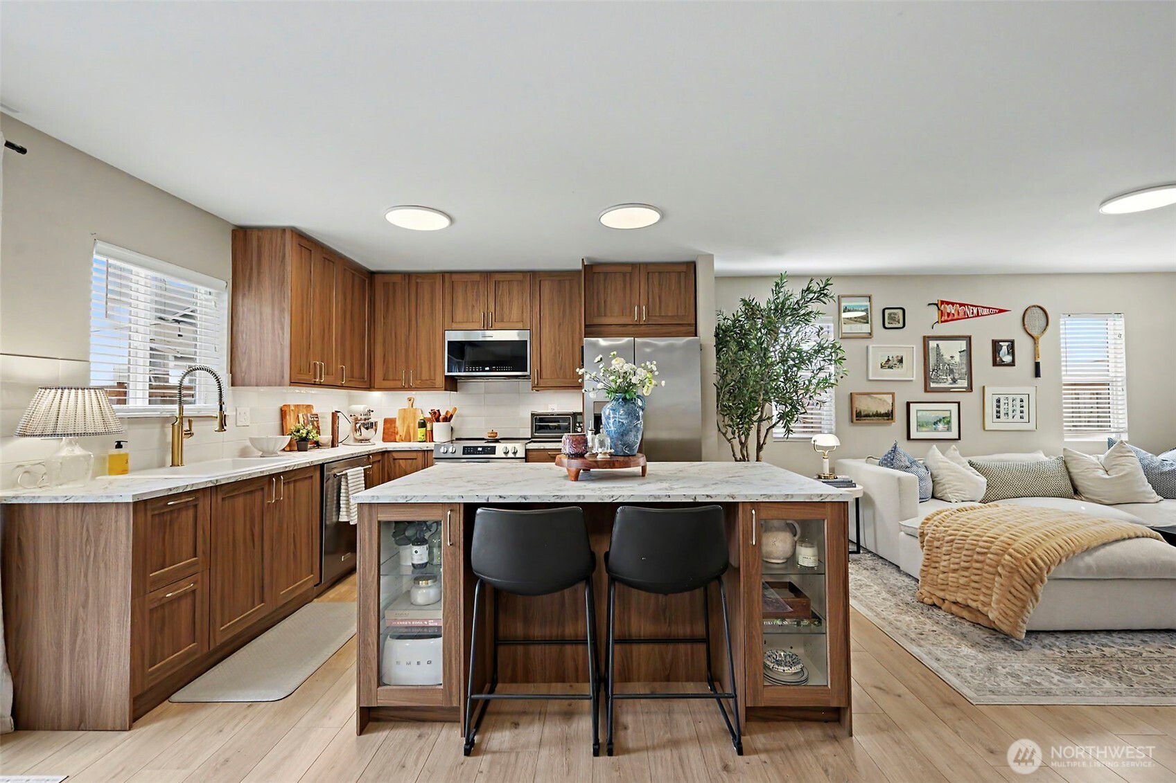 28112 239th Place Property Photo 3