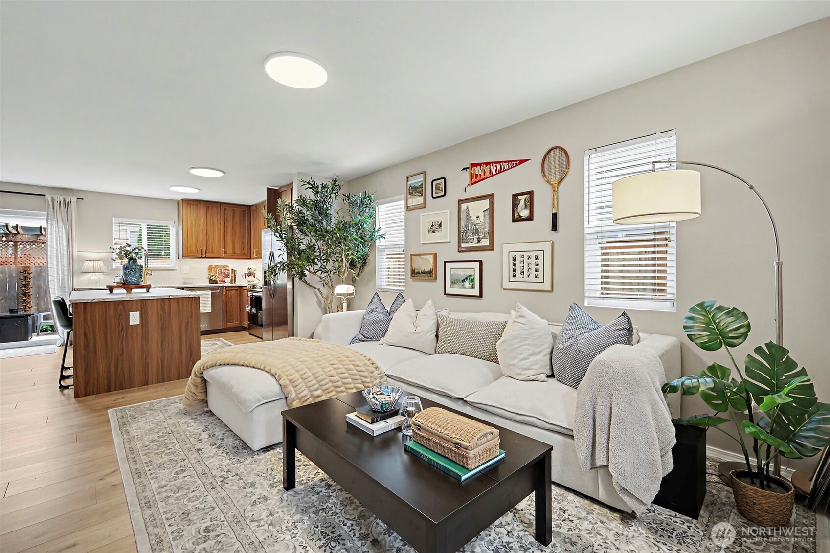 28112 239th Place Property Photo 4