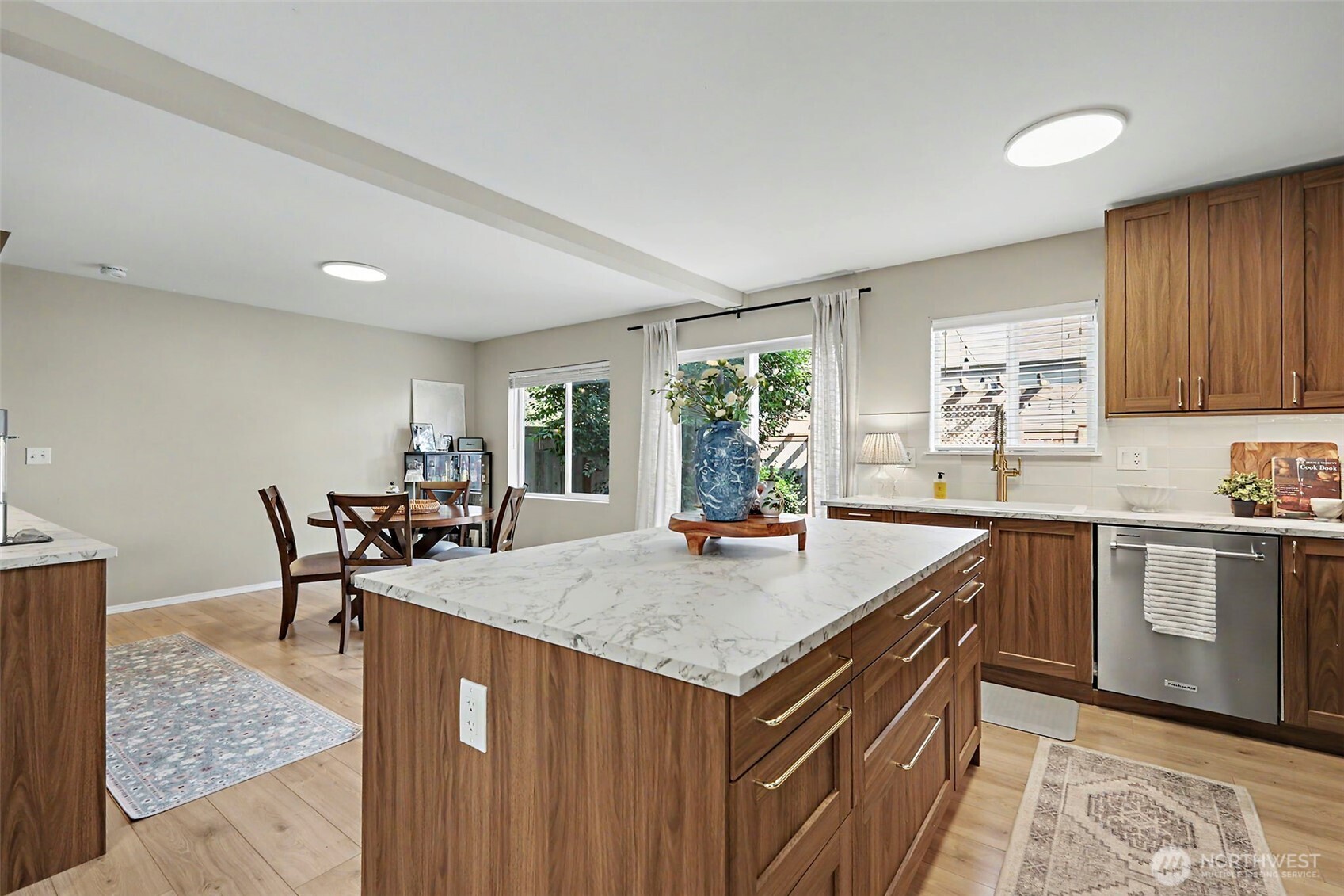 28112 239th Place Property Photo 10
