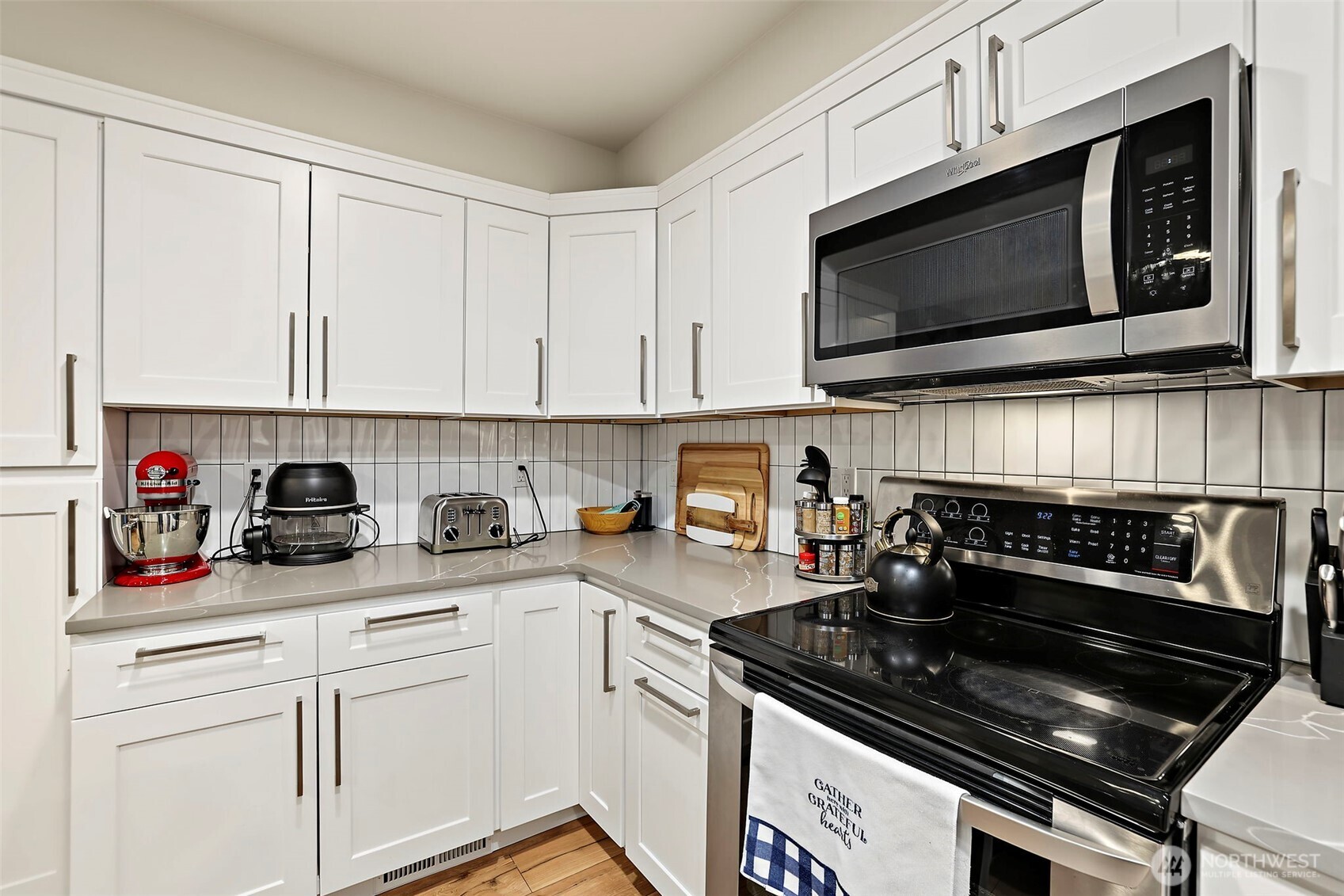 1131 115th Street E2 Property Photo 7