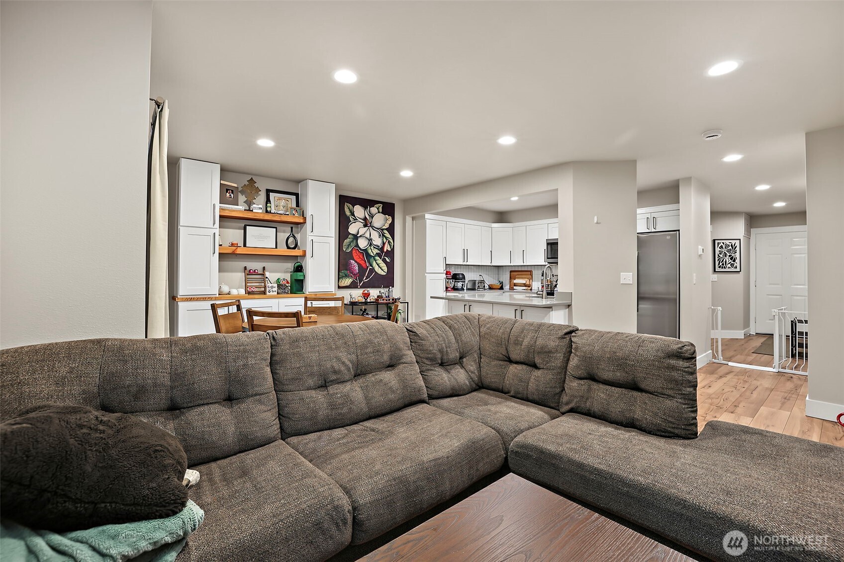 1131 115th Street E2 Property Photo 16
