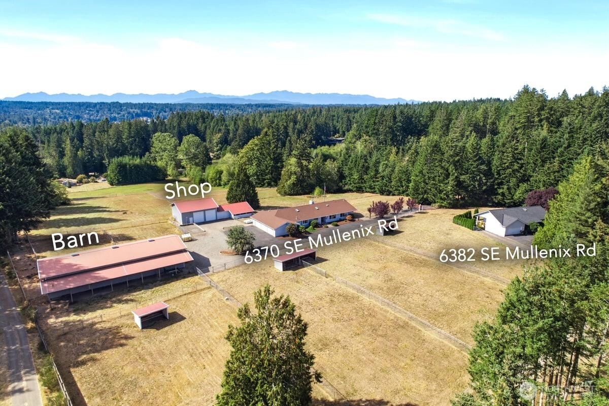 6370 Se Mullenix Road Property Photo 1