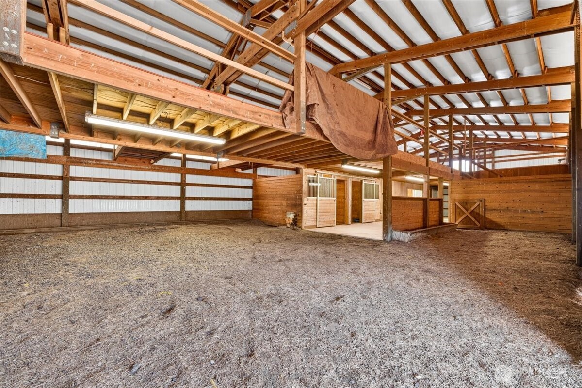 6370 Se Mullenix Road Property Photo 37