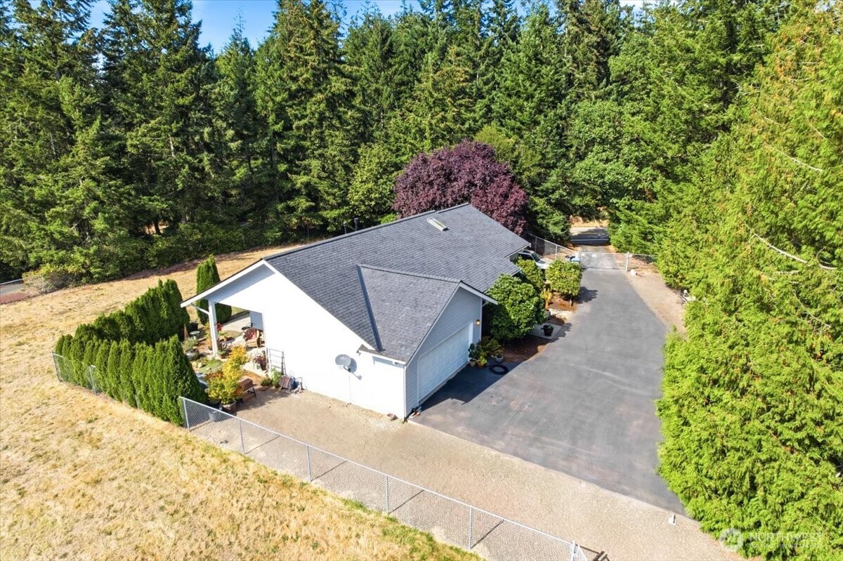 6370 Se Mullenix Road Property Photo 40