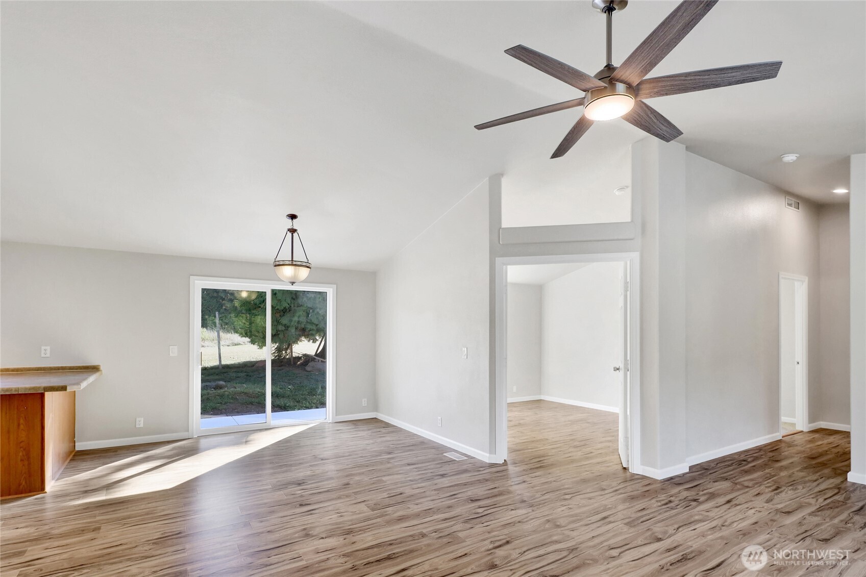 6128 Kickerville Road Property Photo 6