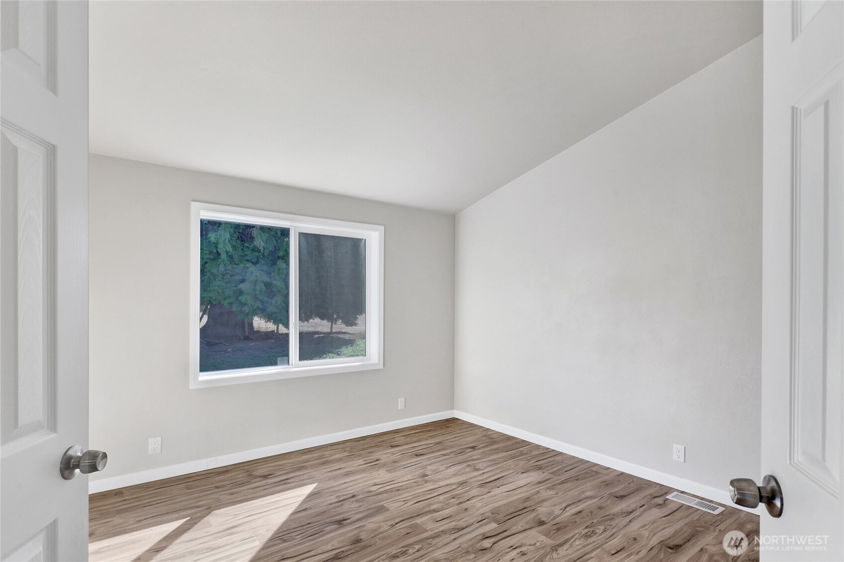 6128 Kickerville Road Property Photo 21