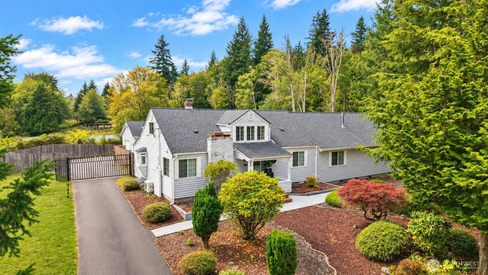 2272 Long Lake Road Property Photo 1