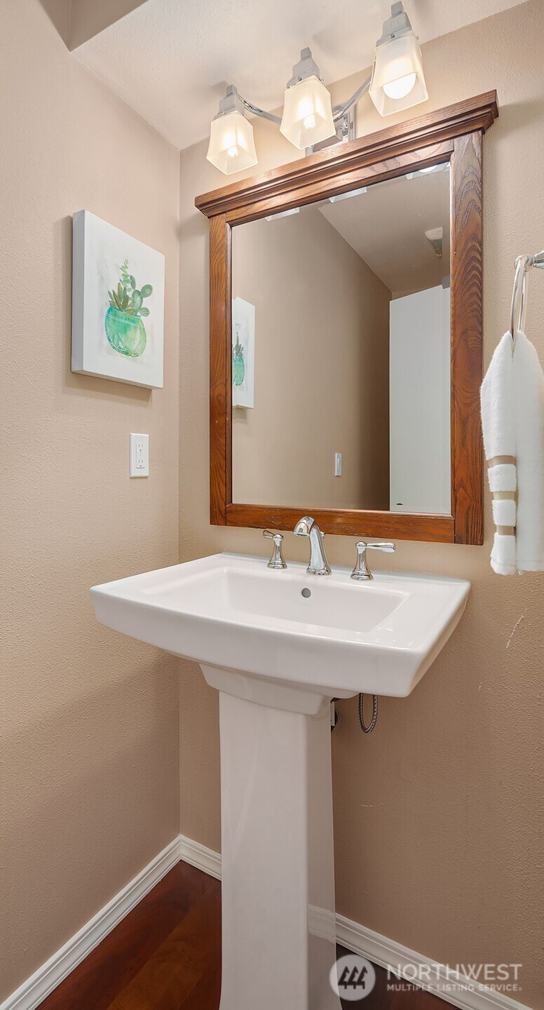 1247 293rd Avenue Property Photo 15