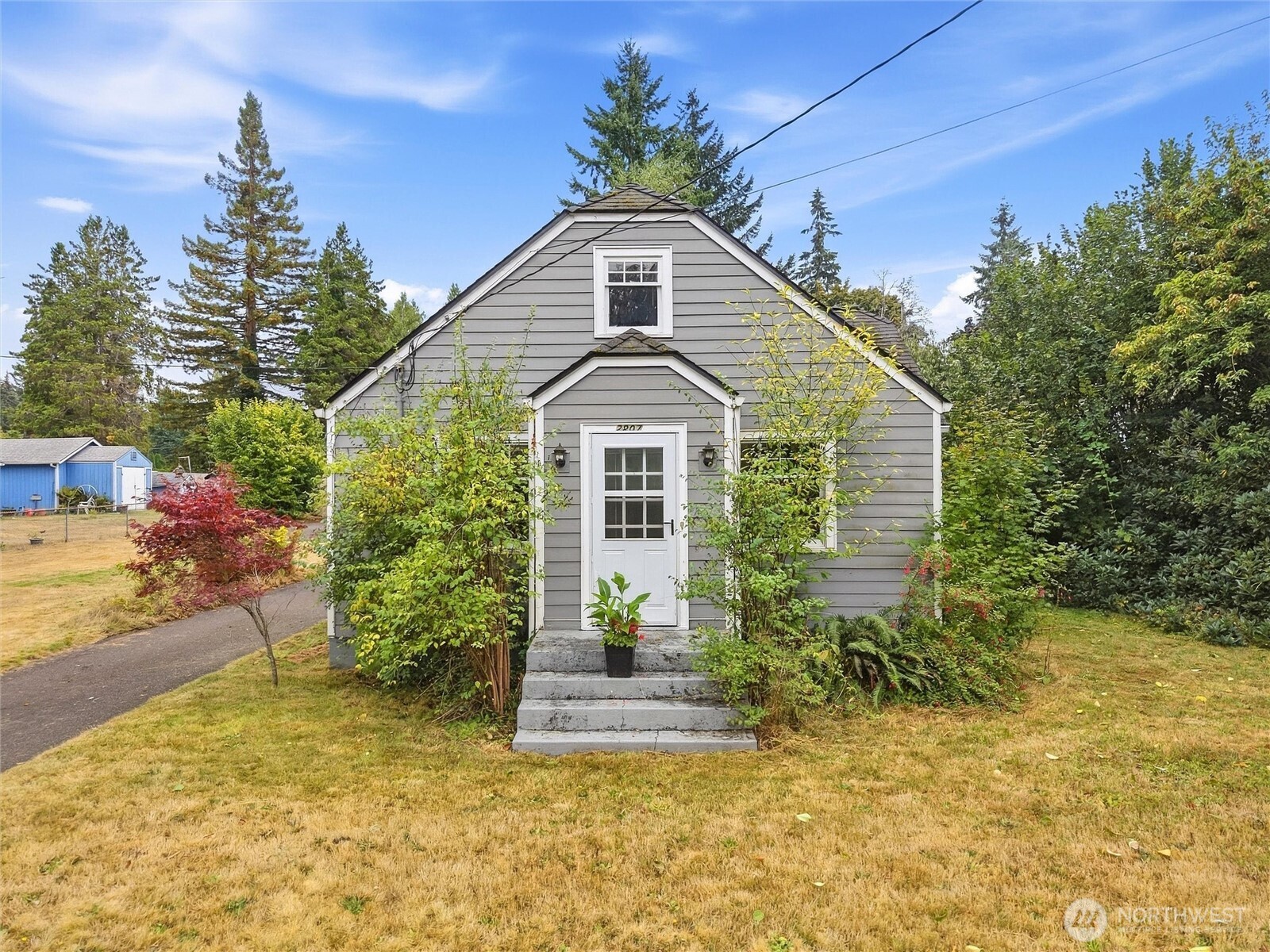 2807 18th Avenue Property Photo 1