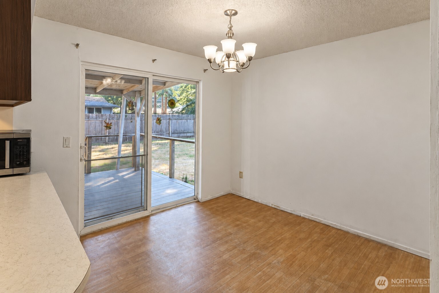 11375 Elder Avenue Property Photo 6