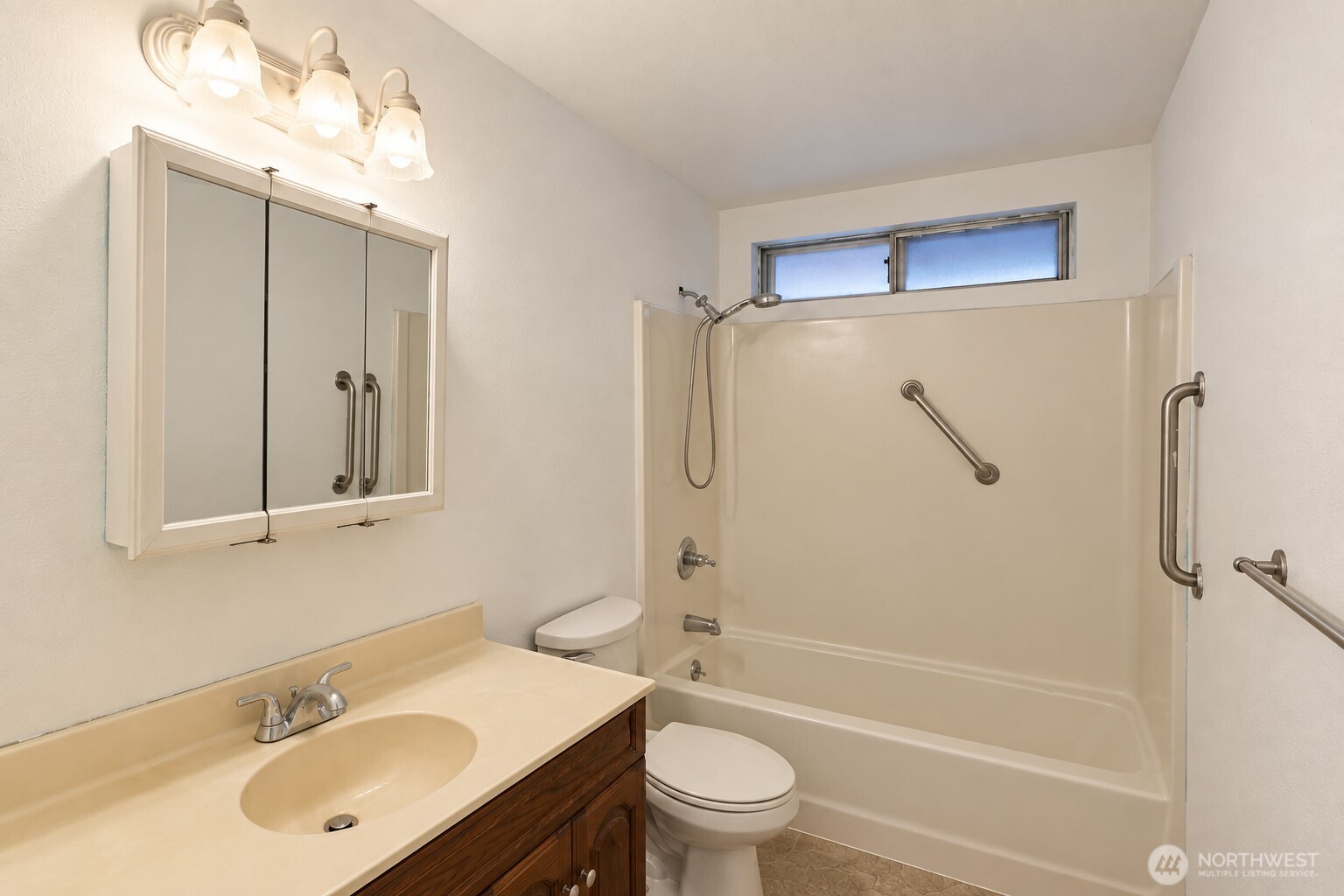 11375 Elder Avenue Property Photo 10