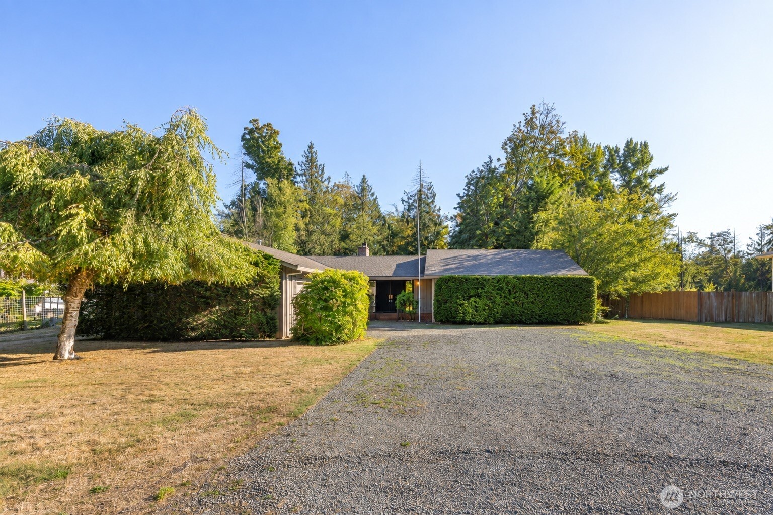 1015 E Mcleod Road Property Photo 1