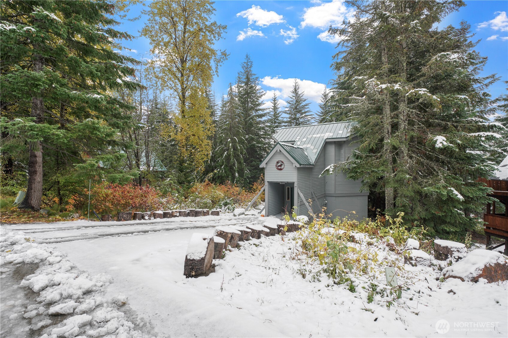 180 Chamonix Place Property Photo 2