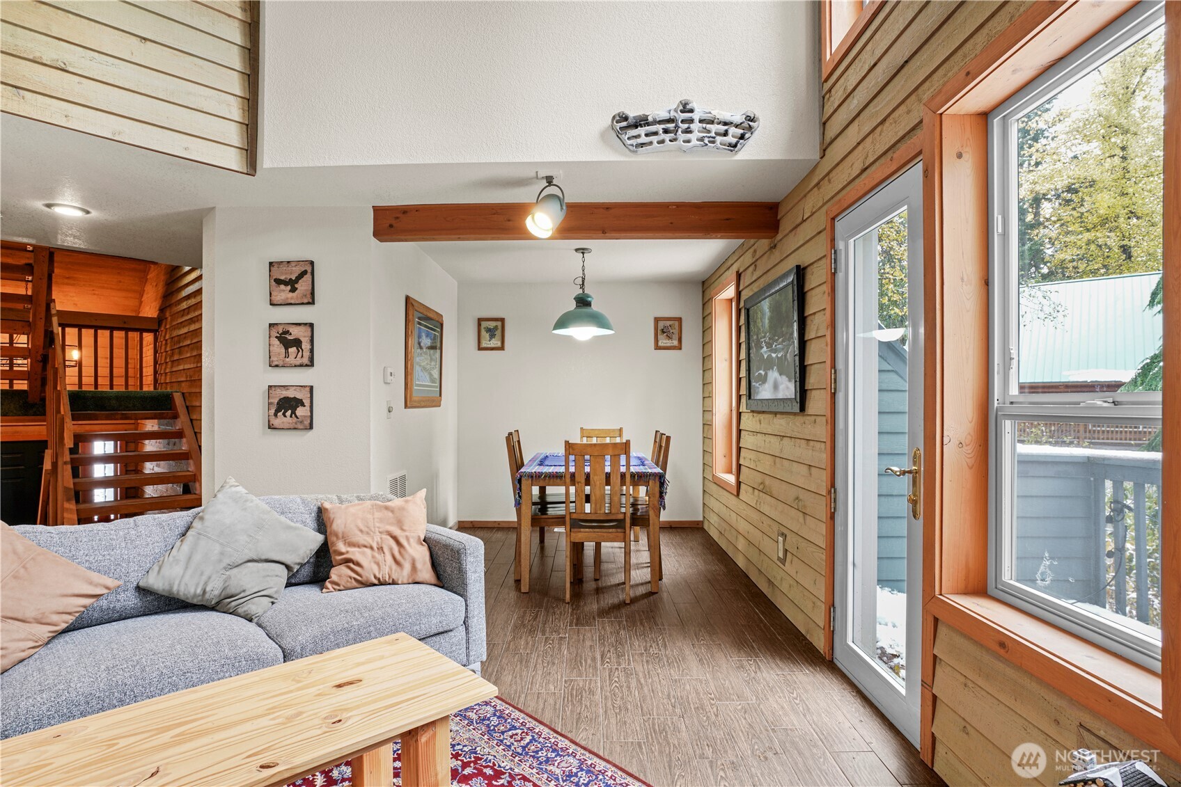 180 Chamonix Place Property Photo 7