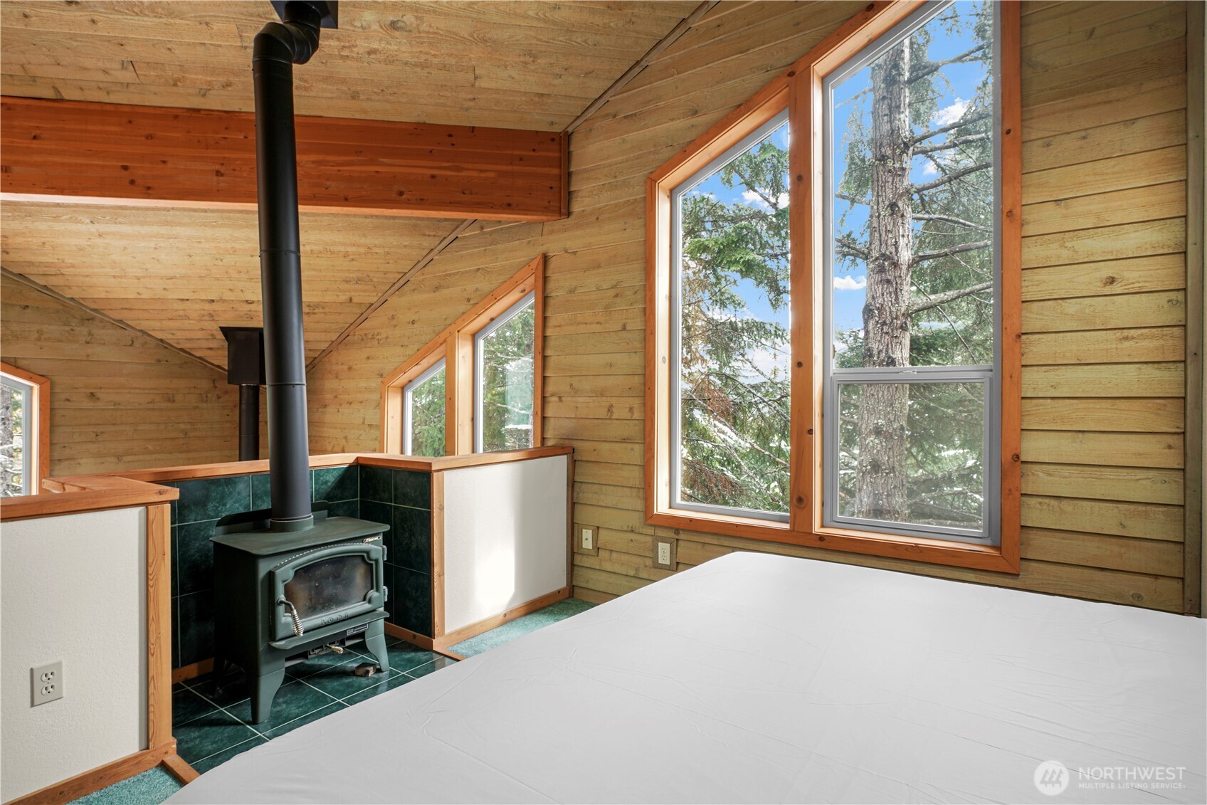 180 Chamonix Place Property Photo 16
