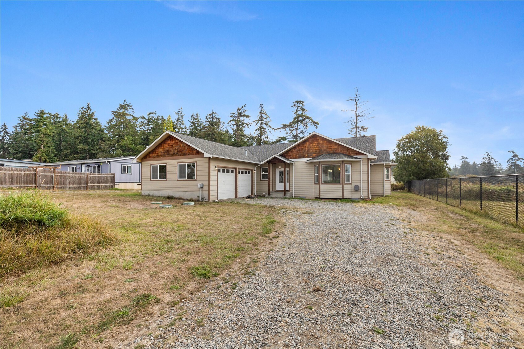 930 Donald Avenue Property Photo 1