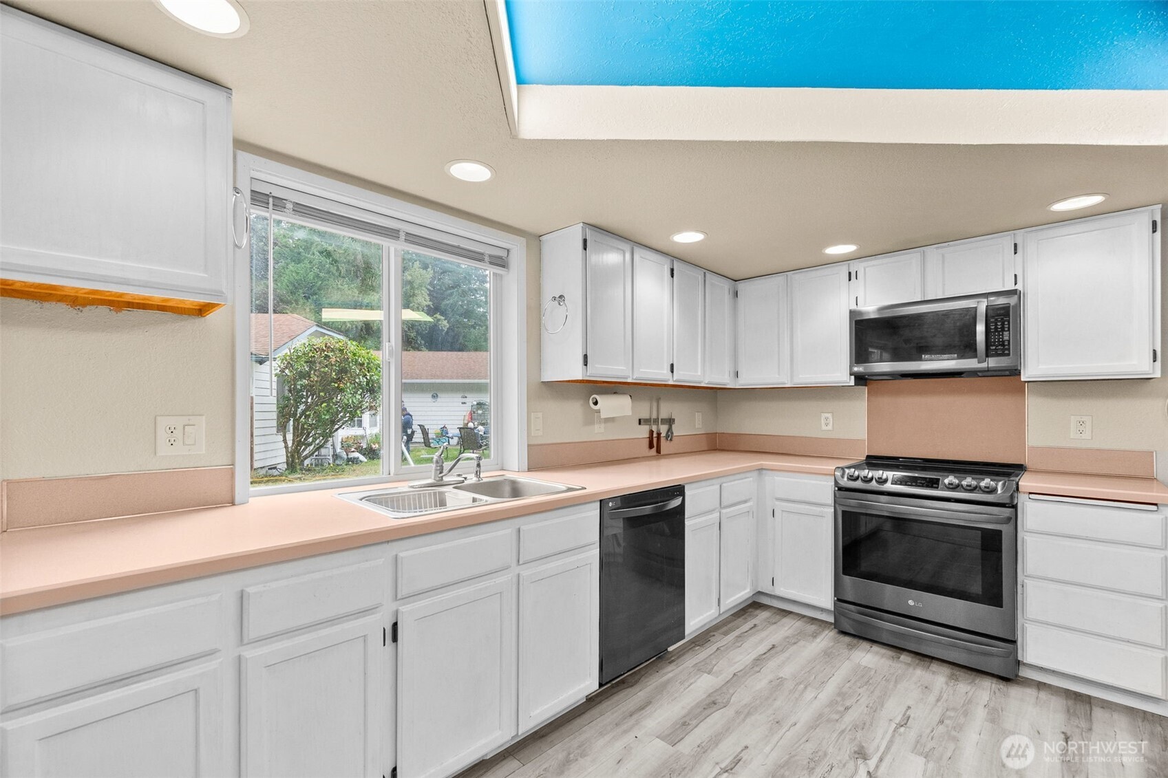 9101 Autumn Place Property Photo 10