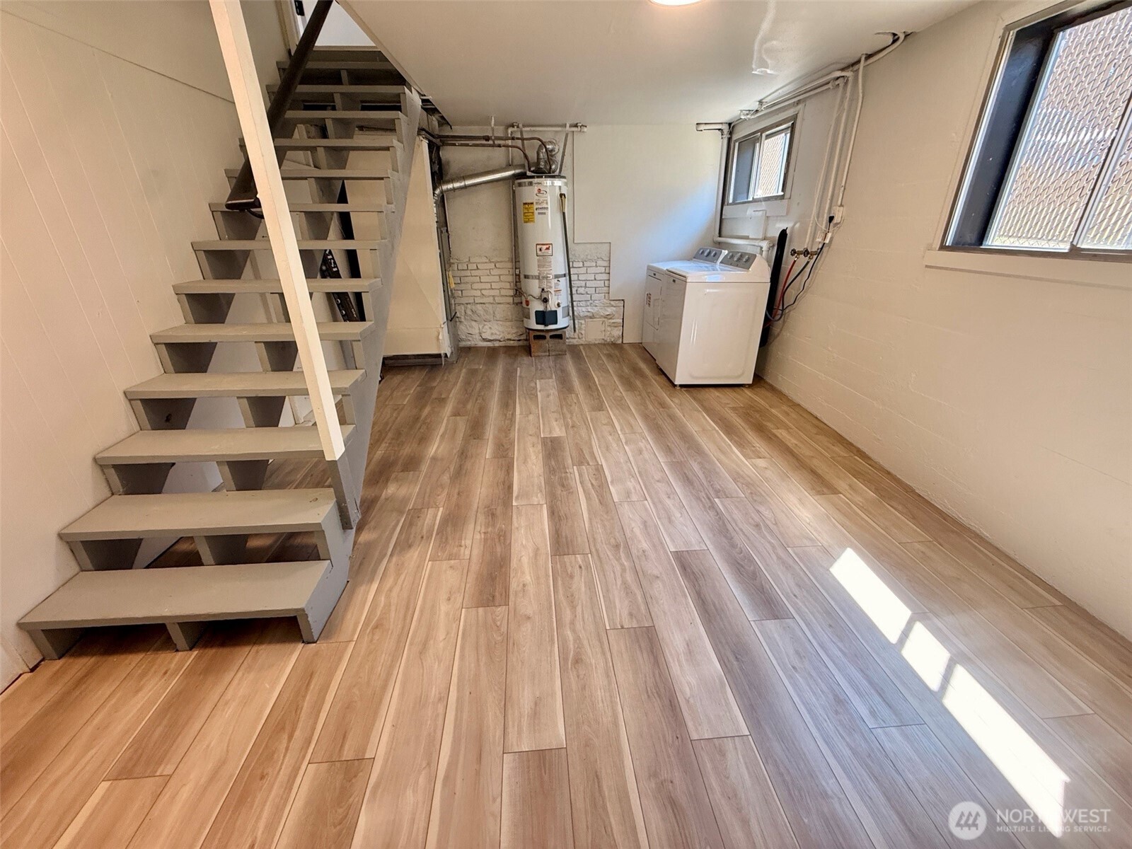 5611 N 48th Street Property Photo 19