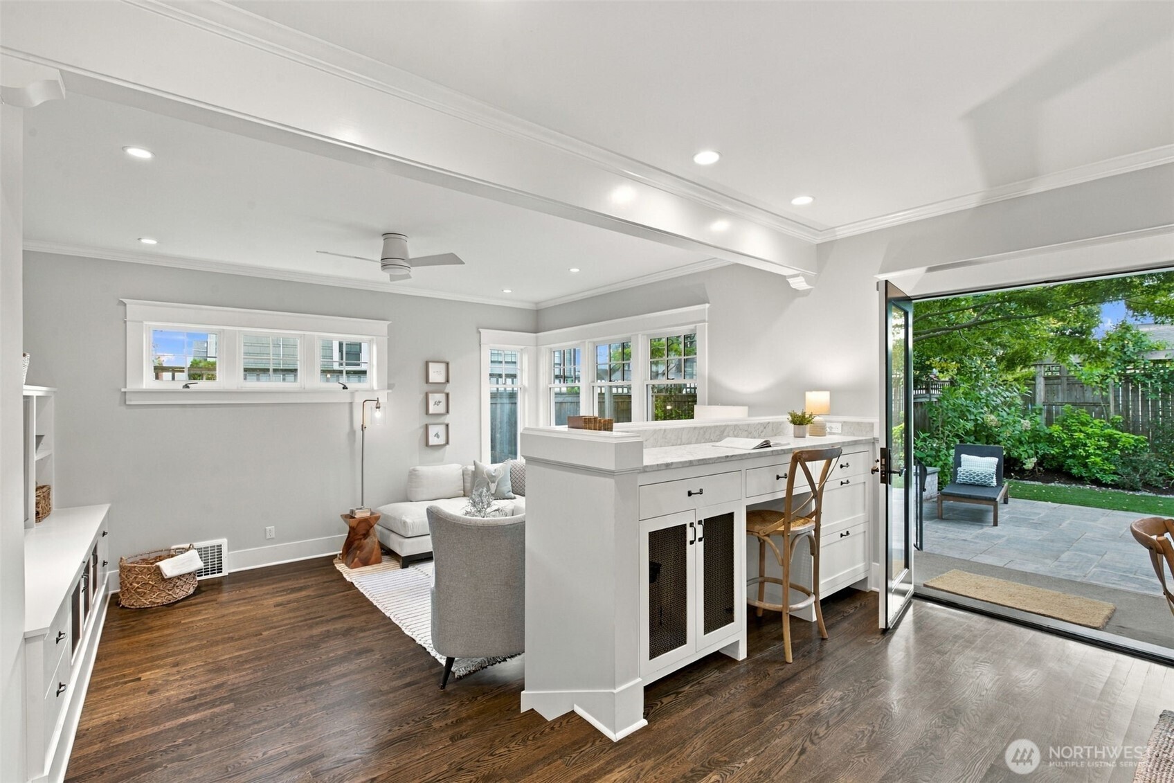 463 Lynn Street Property Photo 15