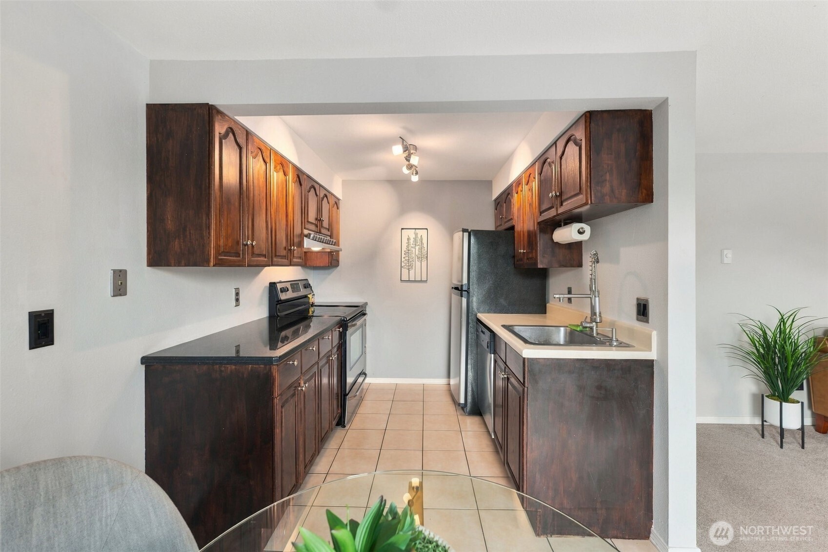 4810 S 187th Place B-205 Property Photo 10