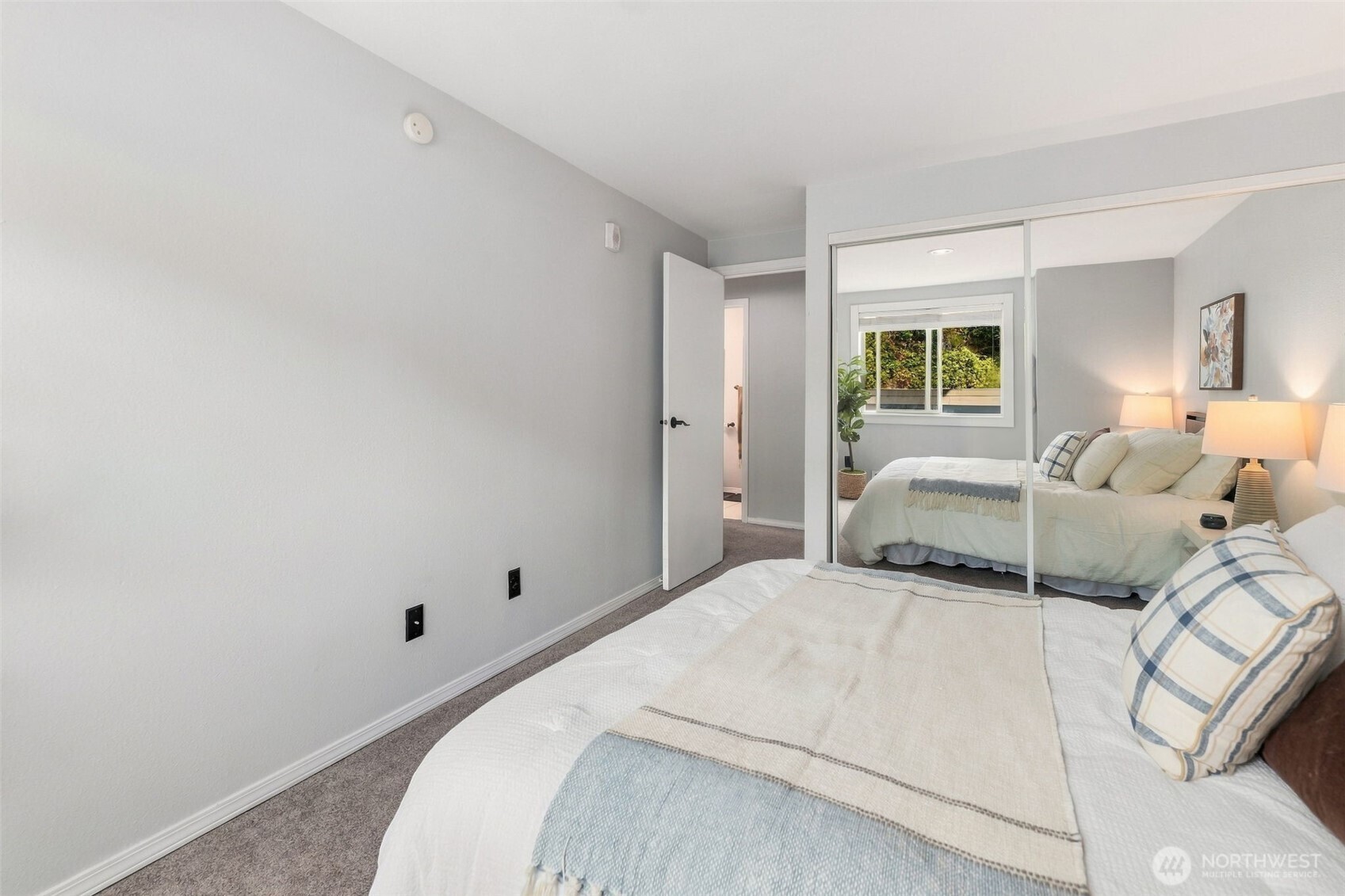 4810 S 187th Place B-205 Property Photo 18