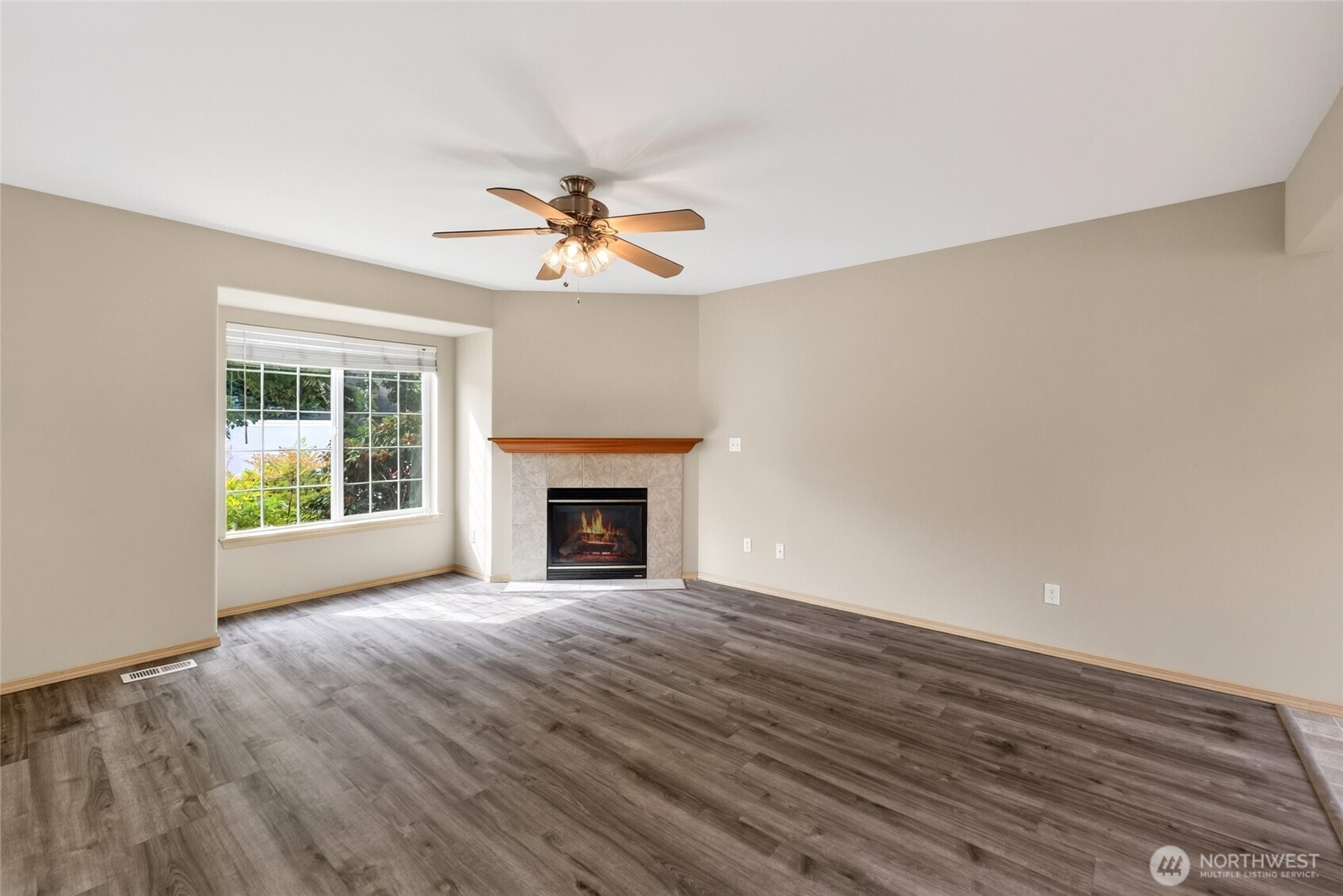 3607 185th Street Ct Property Photo 7