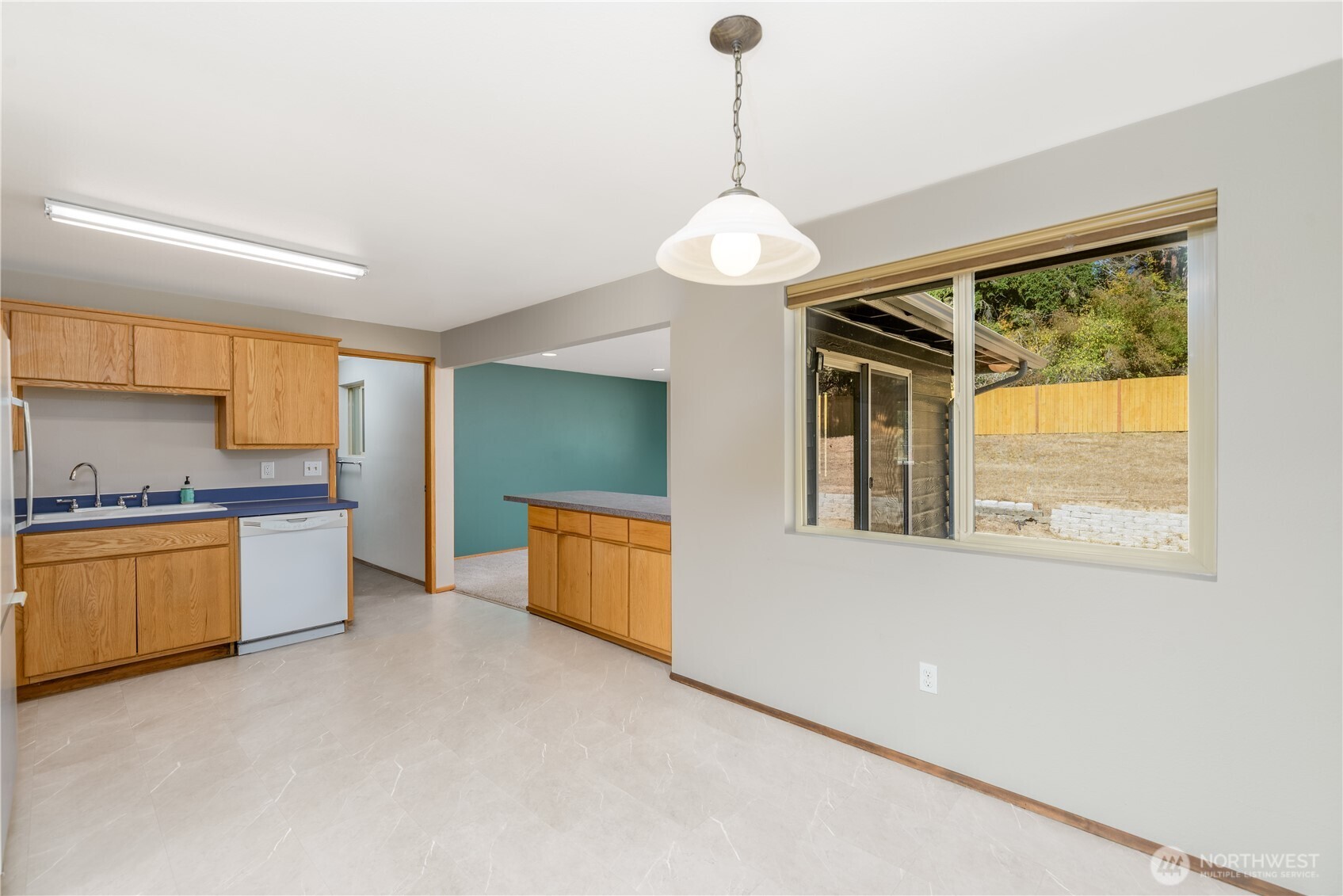 1809 W 10th Street Property Photo 12