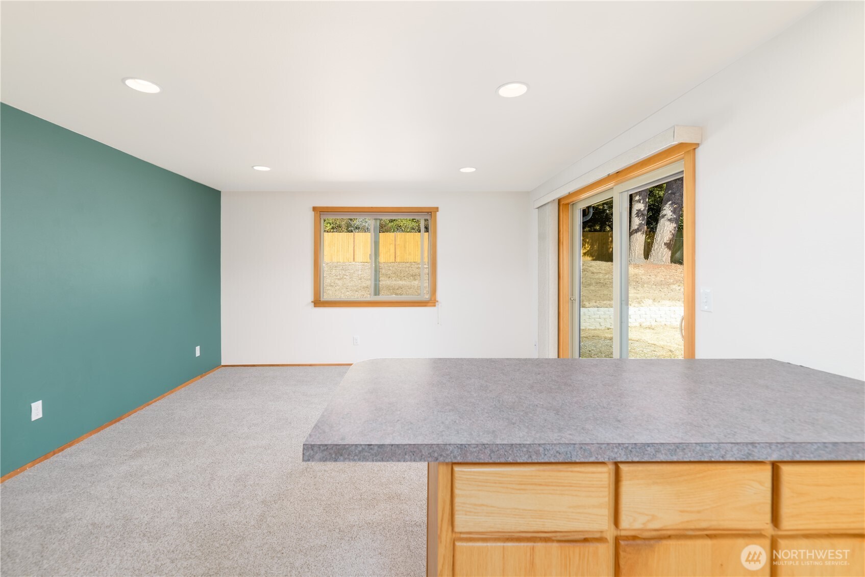 1809 W 10th Street Property Photo 16