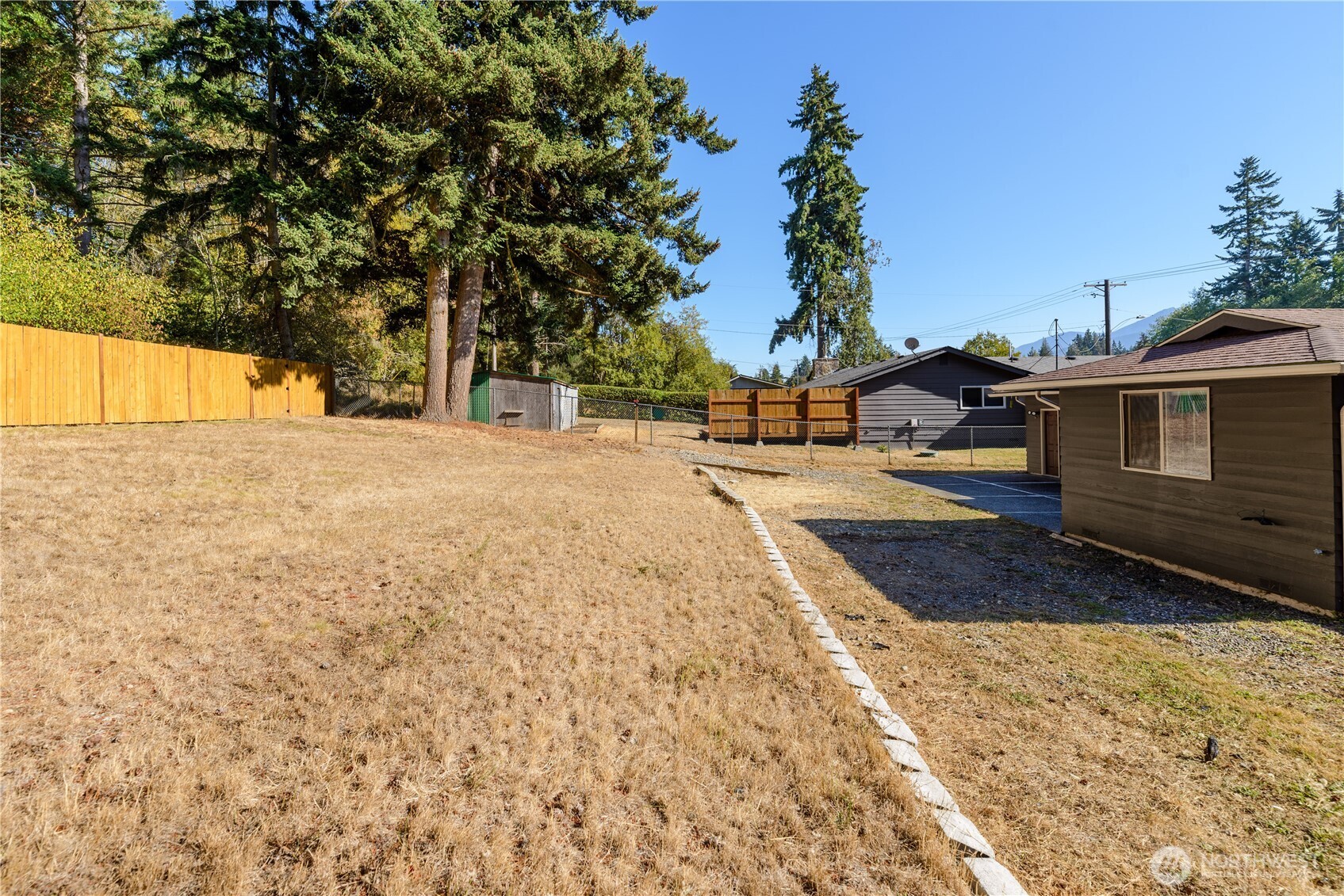 1809 W 10th Street Property Photo 39