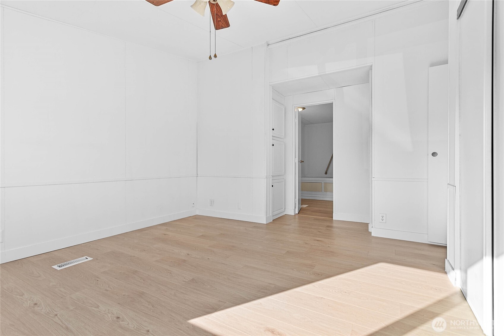 1705 N 32nd Place Property Photo 17