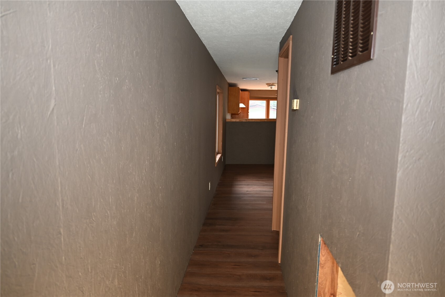 1438 Ne Steele Creek Drive 102 Property Photo 23
