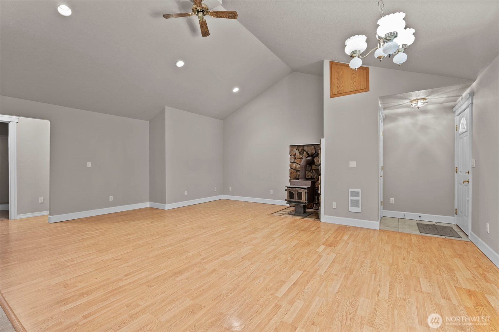 374 Baker Road Property Photo 14