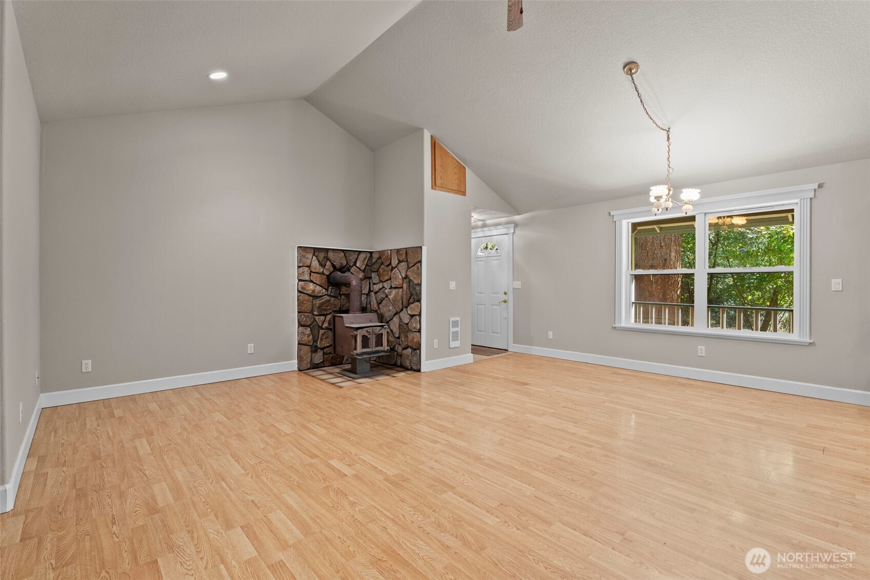 374 Baker Road Property Photo 15