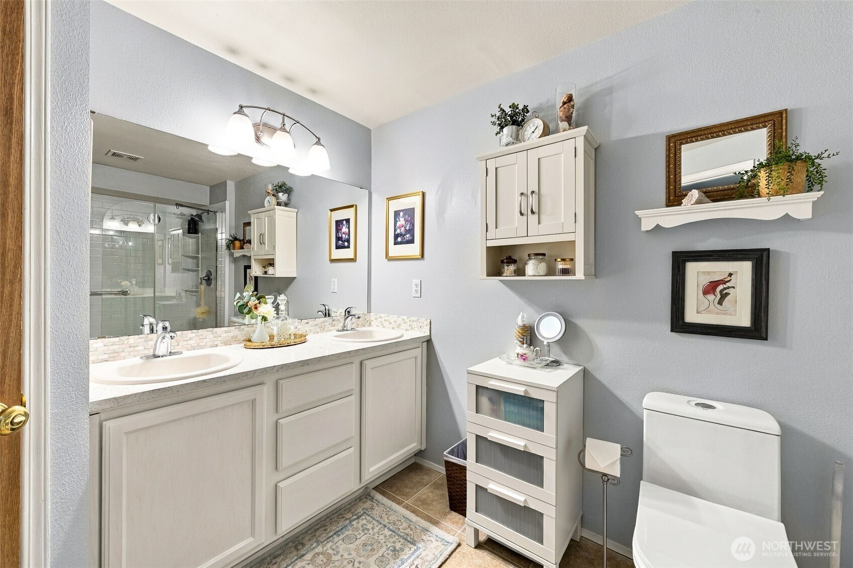 9819 Greenleaf Loop Property Photo 14