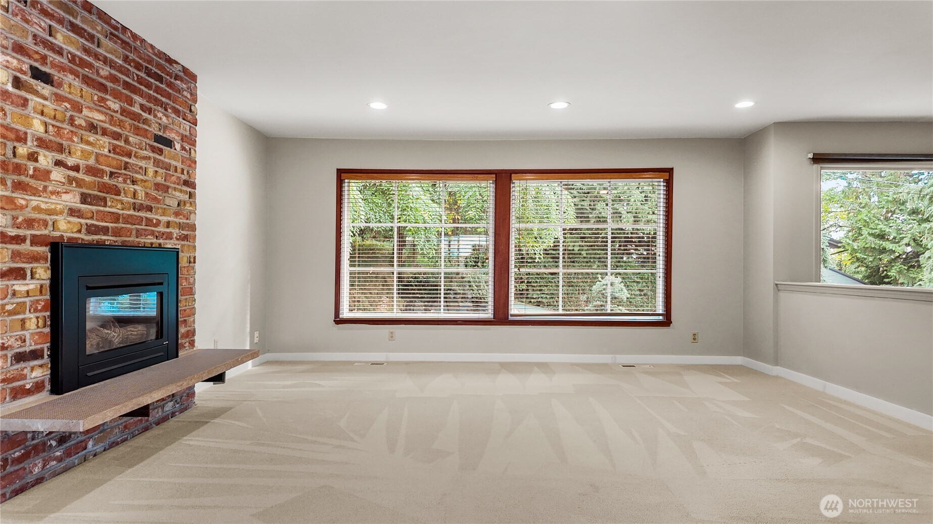 4850 S Spencer Street Property Photo 2