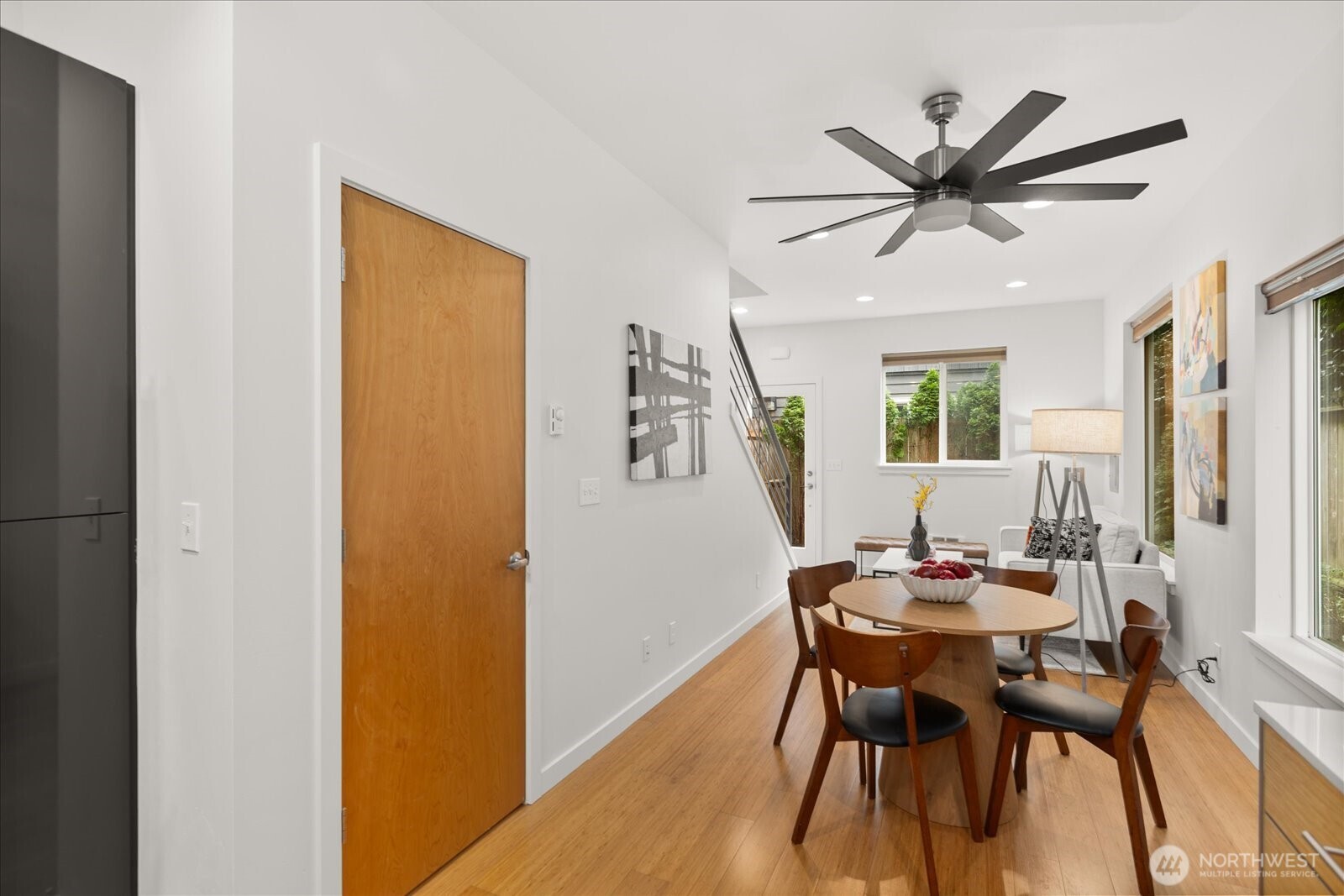3423 Beacon Avenue Property Photo 10
