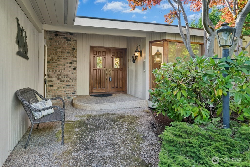 1909 89th Place Property Photo 7