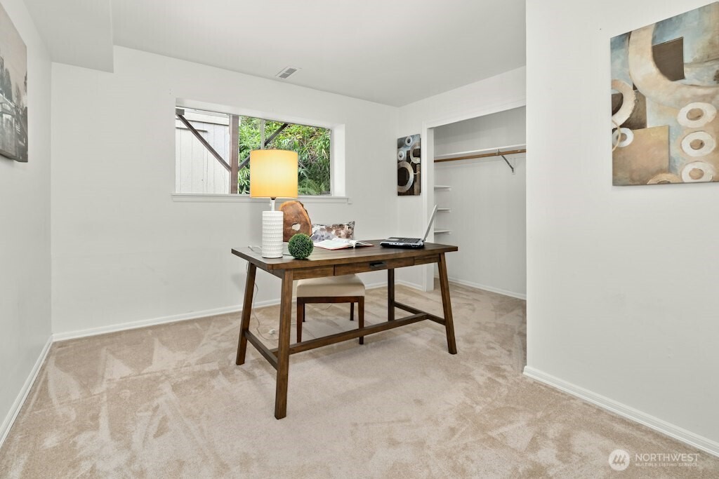 1909 89th Place Property Photo 28