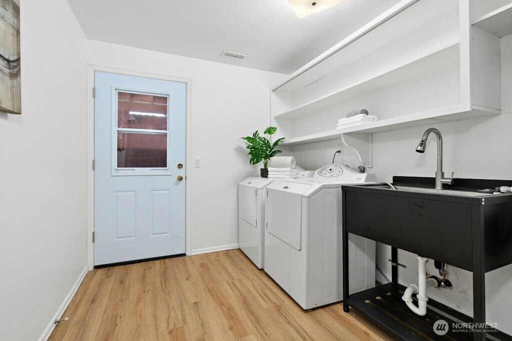 1909 89th Place Property Photo 29