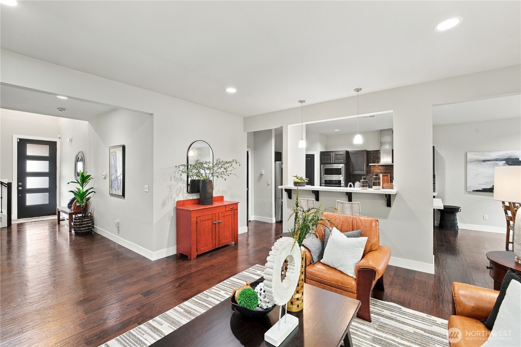 18021 33 Drive Property Photo 16