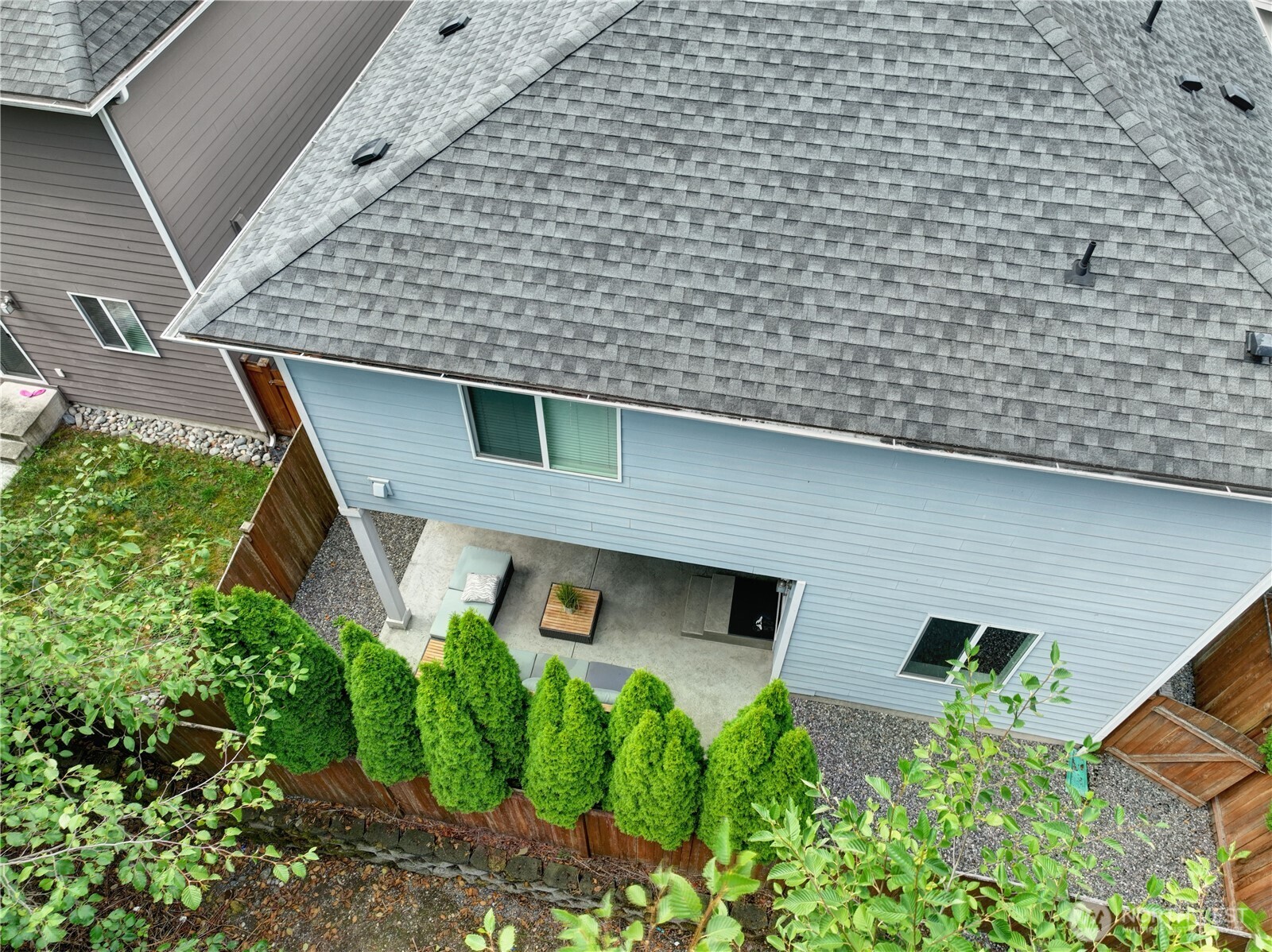 18021 33 Drive Property Photo 32