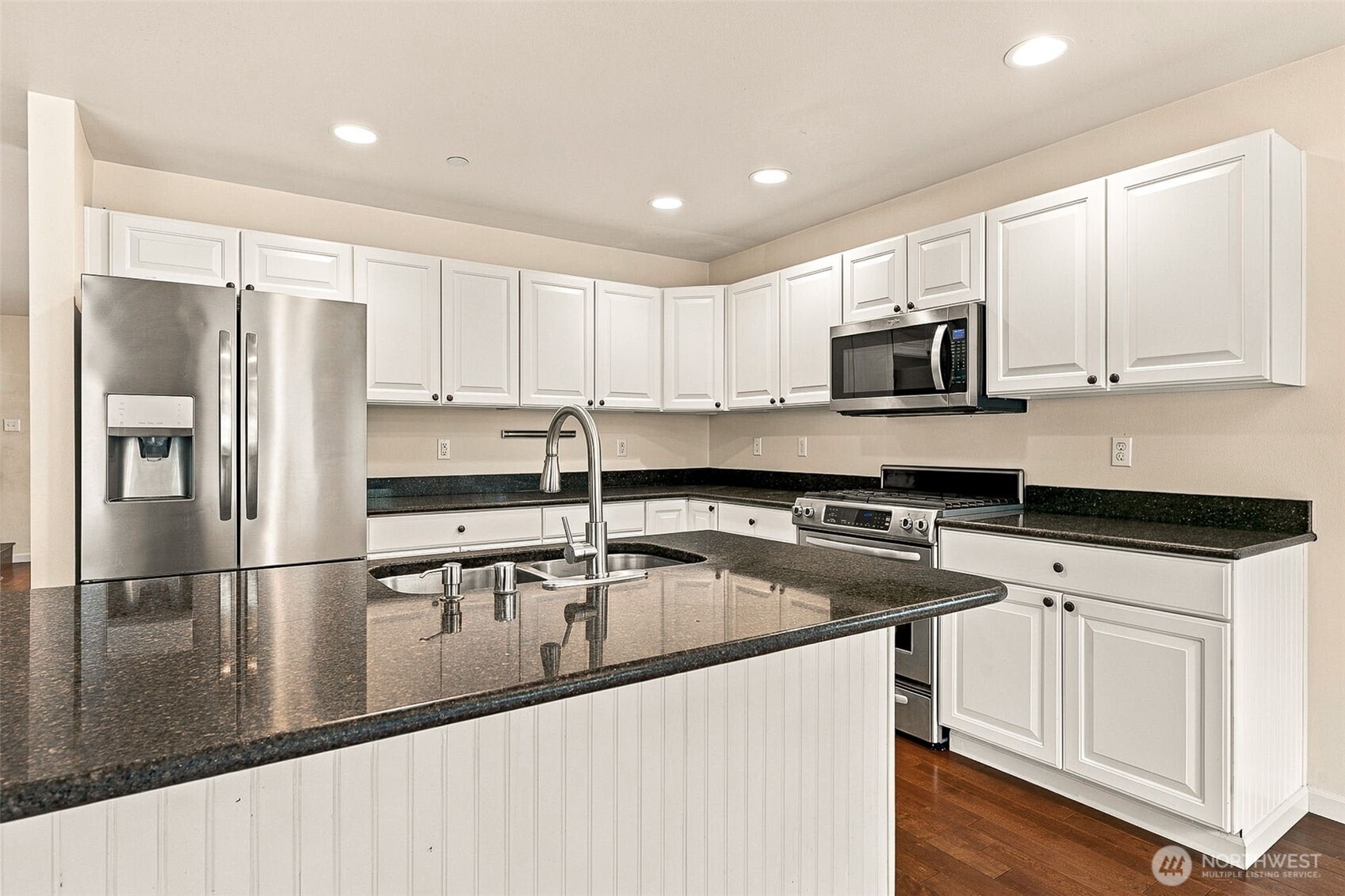 1305 Foreman Road Property Photo 6