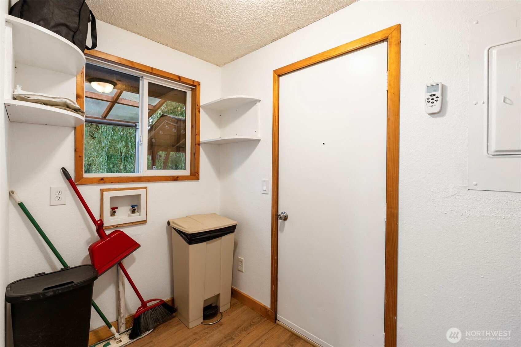 1003 E Street Property Photo 13