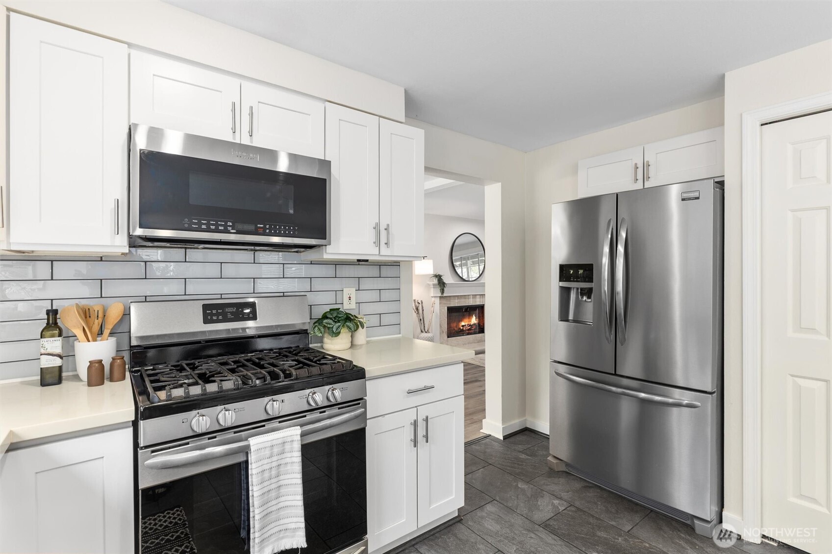 13106 Harbour Heights Drive Property Photo 12
